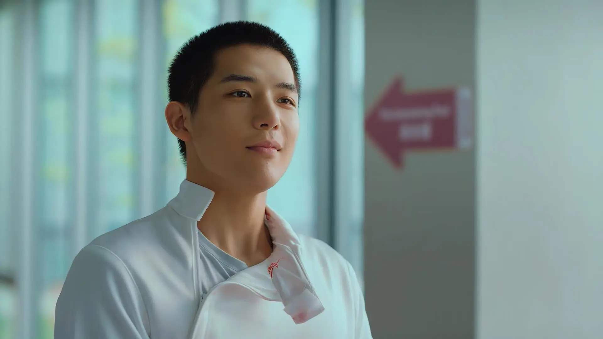 亚历山大·萨尔（Alex Sarr）被华盛顿奇才队选中，亚历山大萨瑟兰尼尔