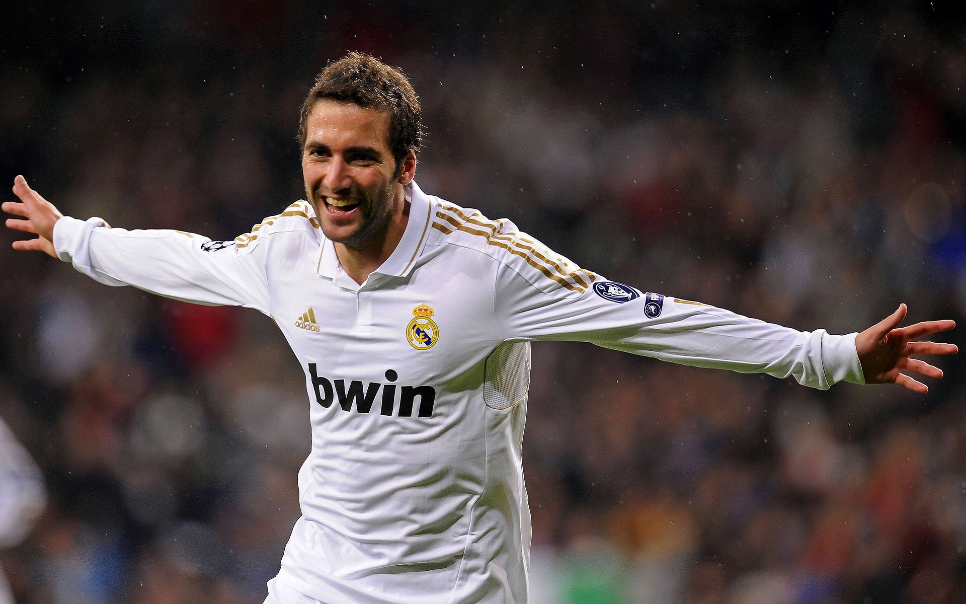 九游网页版官网-德甲比赛中的技术支持设备升级